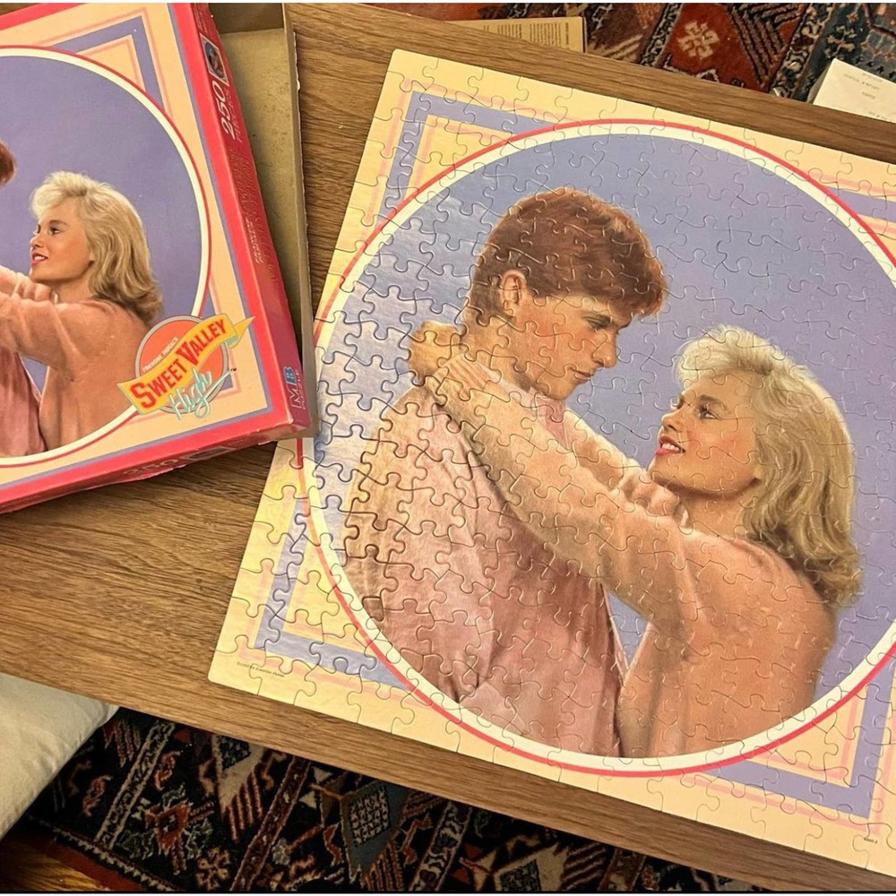 1980s Sweet Valley High Puzzle